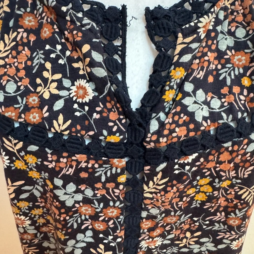 Lucky Brand Floral Sleeveless Blouse - navy  and Brown - Picture 2 of 7